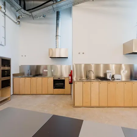 فندق مبيت وإفطار Studentville Lisboa