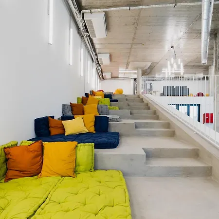 Studentville فندق مبيت وإفطار Lisboa